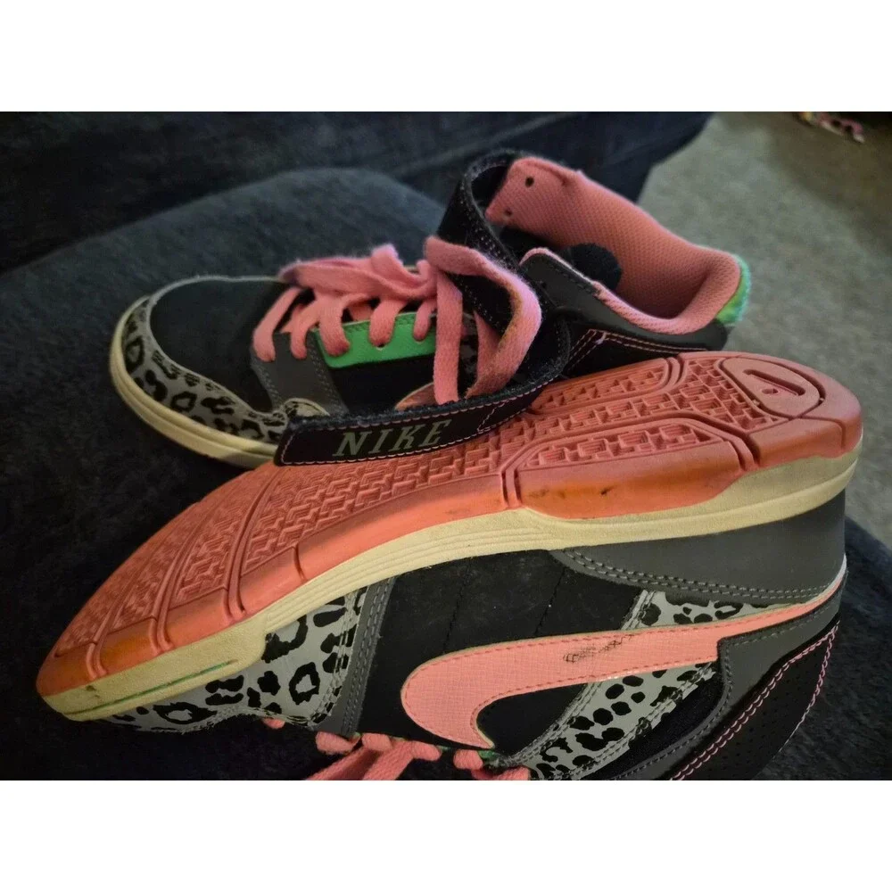 Nike Air Morgan Pink Green and Leopard Grey Womens Size 4.5 Youth  USED Rare